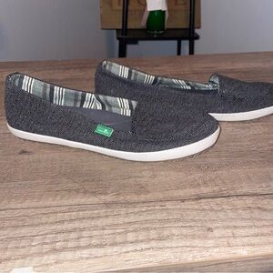 Sanuk Slip On Sneaker Size 8 Gray Shoes